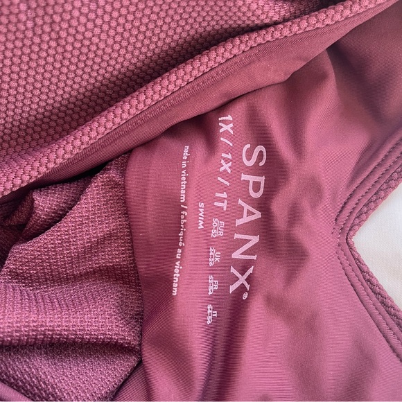 Spanx pique longline flounce swim top mulberry 1X - Picture 5 of 7